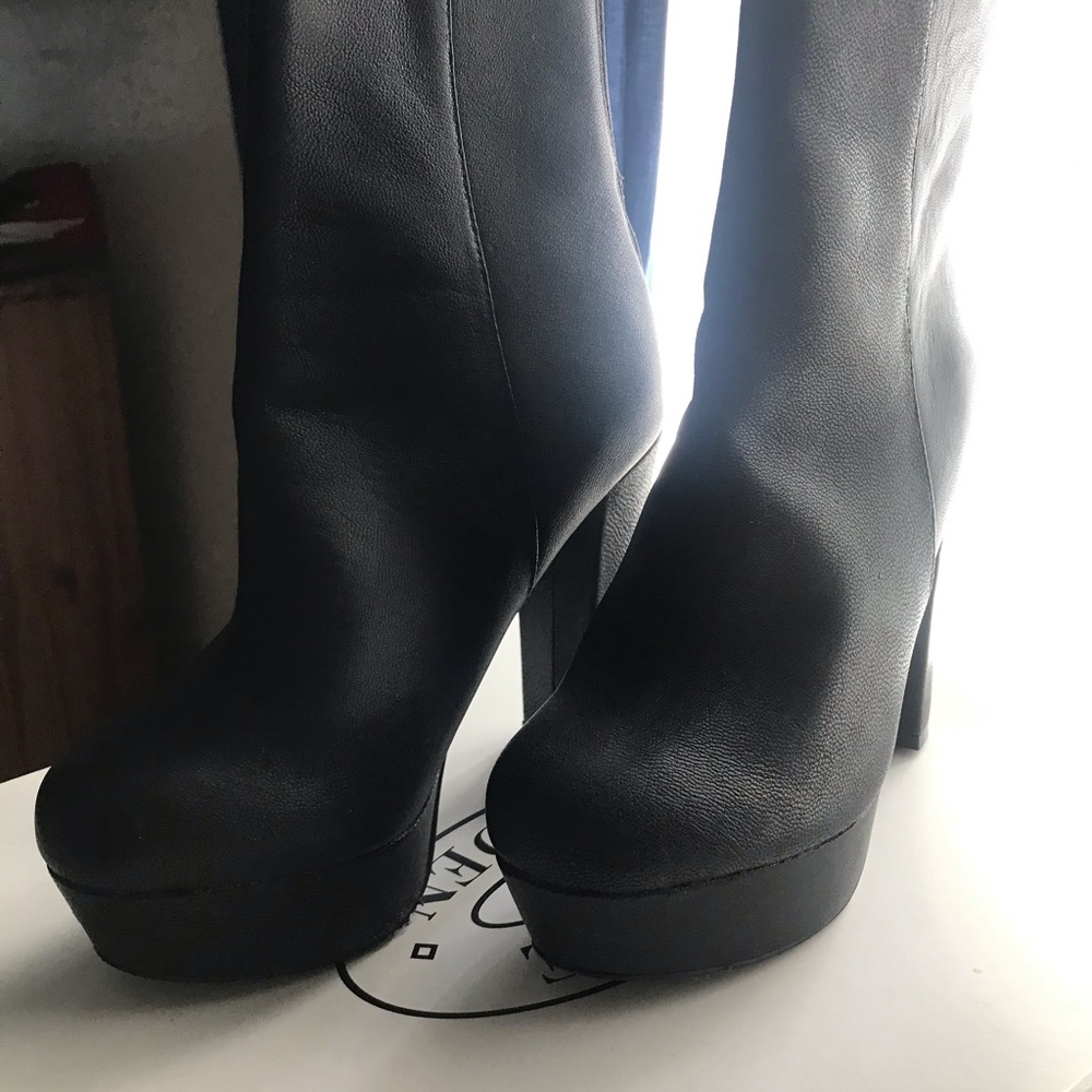 Steve Madden boots , 6.5